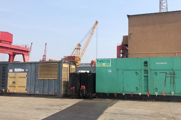 丰台发电机出租空气滤清器的清洁频率是多少？